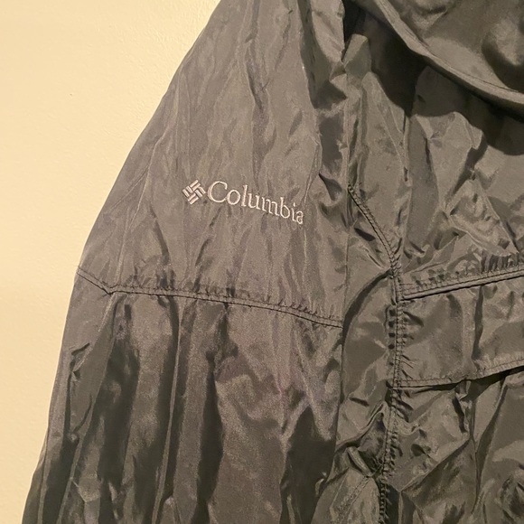 Columbia rain jacket - Picture 3 of 4